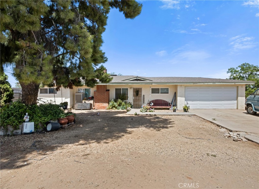 21210 Rider Street Property Photo 4