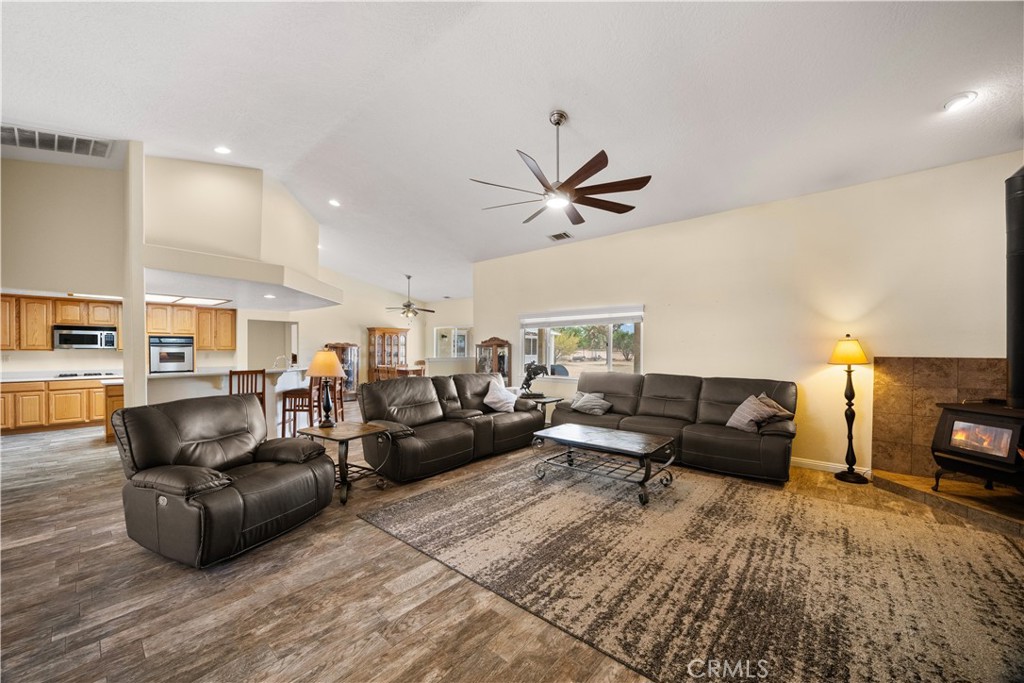 7682 Coleridge Rd Property Photo 7