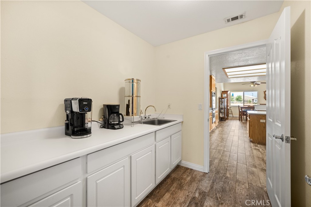 7682 Coleridge Rd Property Photo 19