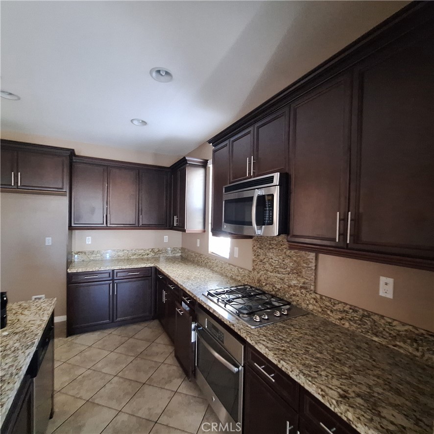 788 Huron Property Photo 2