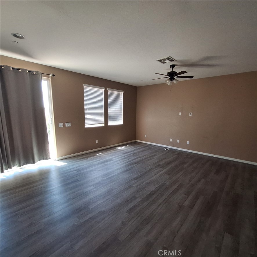 788 Huron Property Photo 3