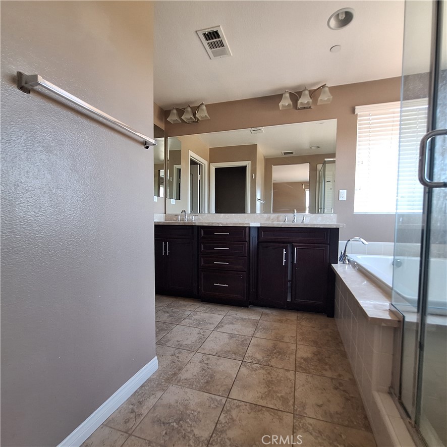 788 Huron Property Photo 18