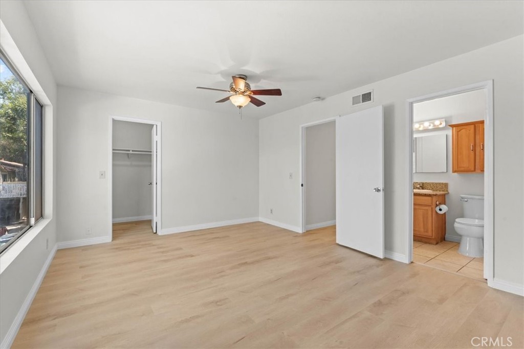 2101 E Aroma Property Photo 22