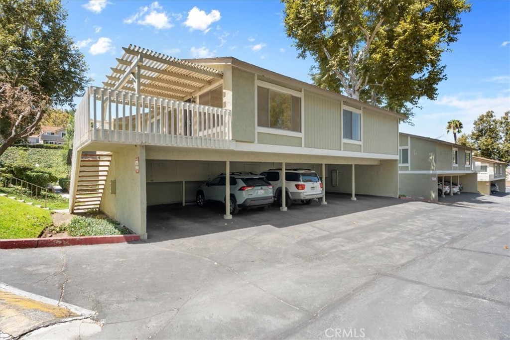 2101 E Aroma Property Photo 25