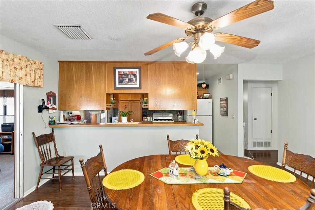 614 Azure Court Property Photo 14