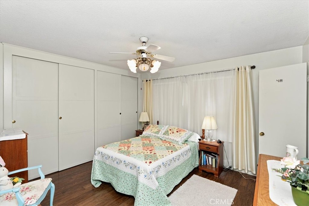 614 Azure Court Property Photo 21