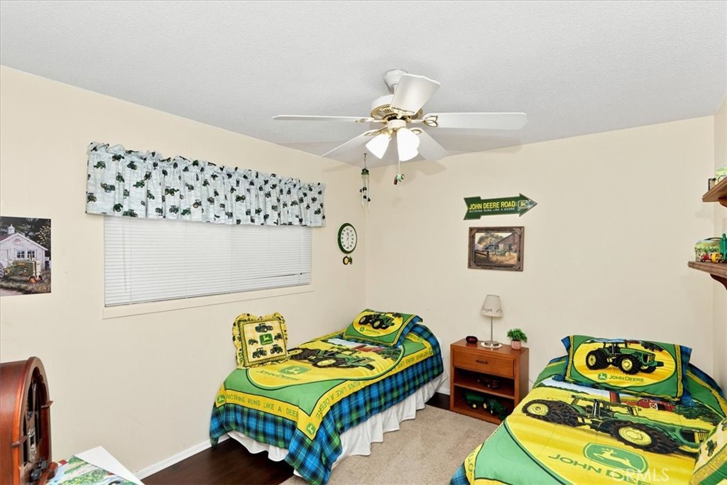 614 Azure Court Property Photo 25