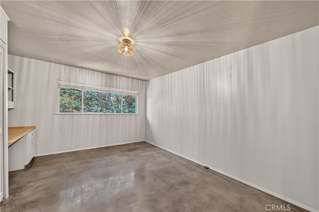 614 N Glendora Avenue Property Photo 15