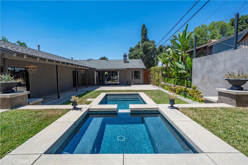 614 N Glendora Avenue Property Photo 23