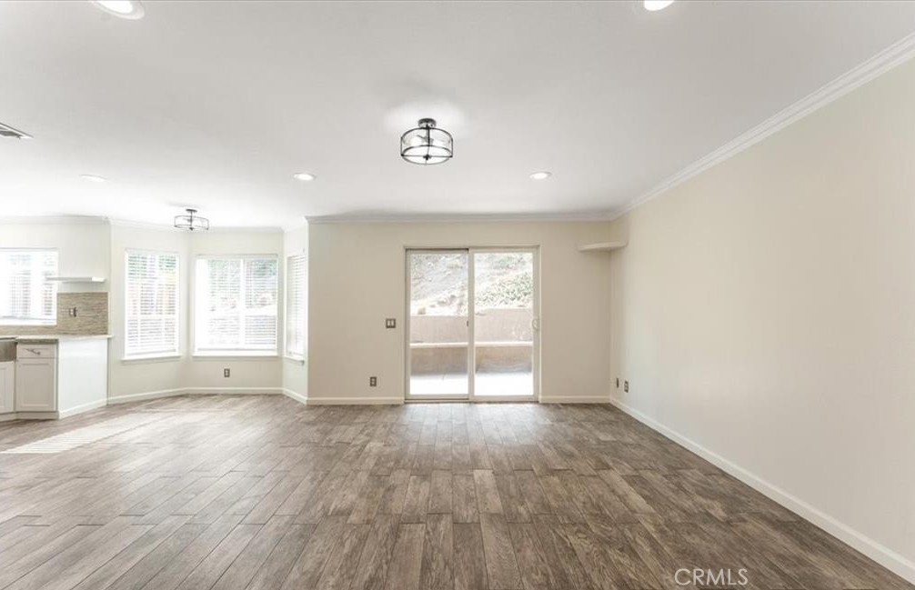 23889 Cruise Circle Drive Property Photo 17