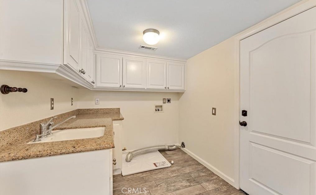 23889 Cruise Circle Drive Property Photo 42