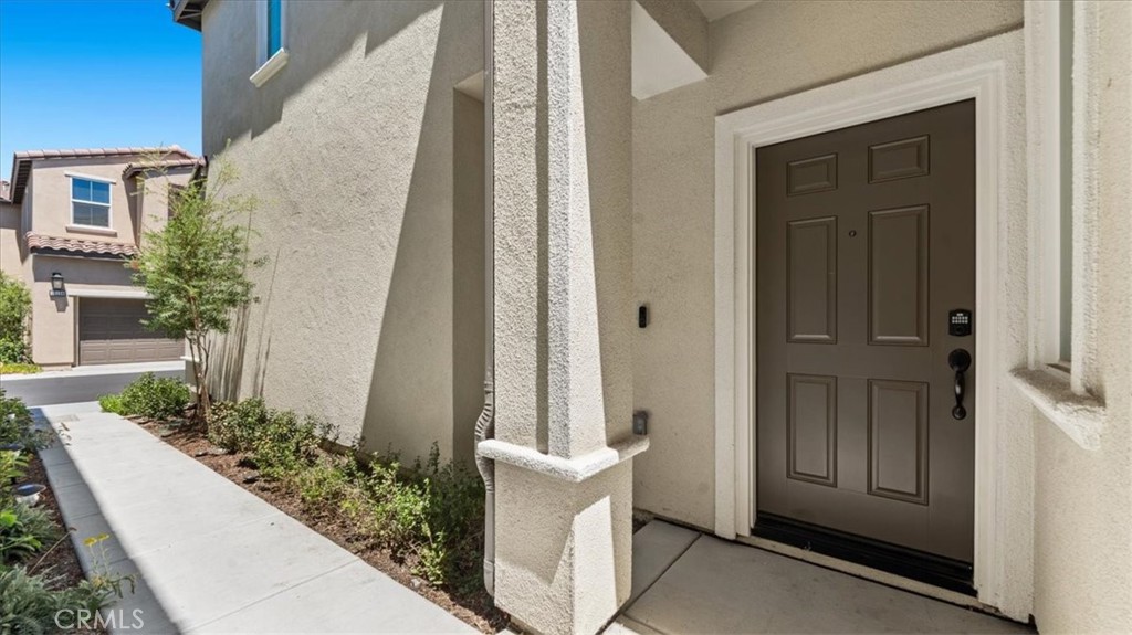 25137 Harmony Property Photo 6
