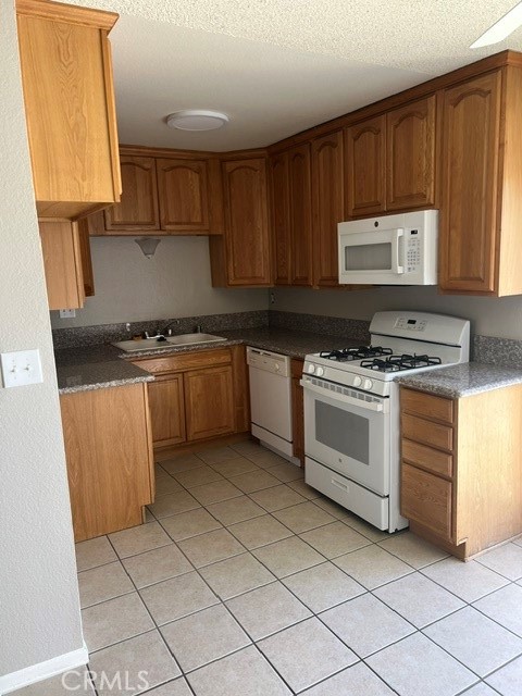 1060 E Foothill Boulevard Property Photo 3