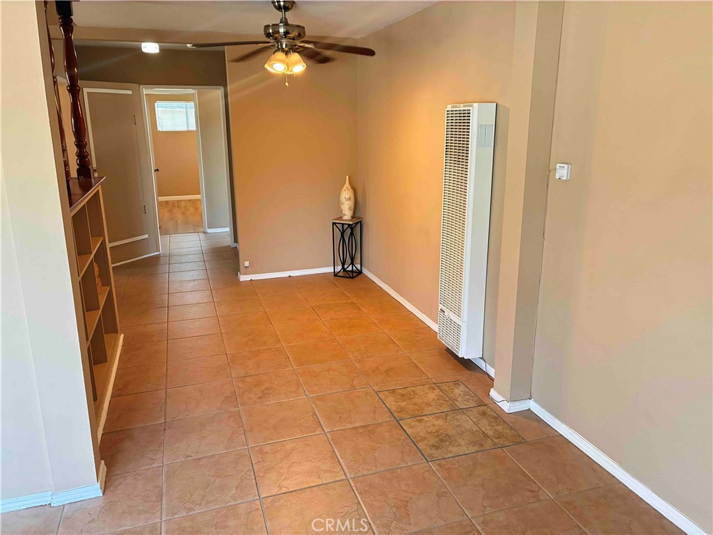 550 N Valencia Property Photo 3