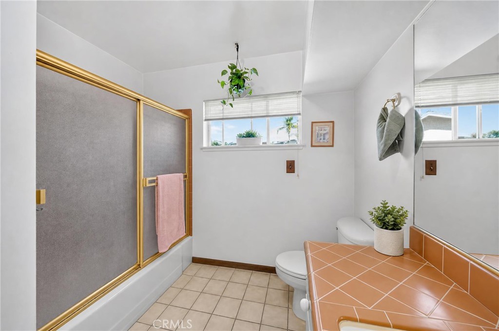 130 Wagonwheel Road Property Photo 14