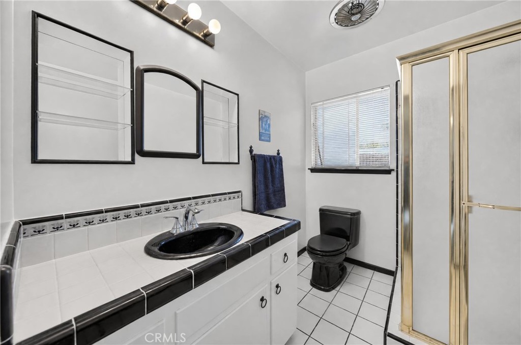 130 Wagonwheel Road Property Photo 17