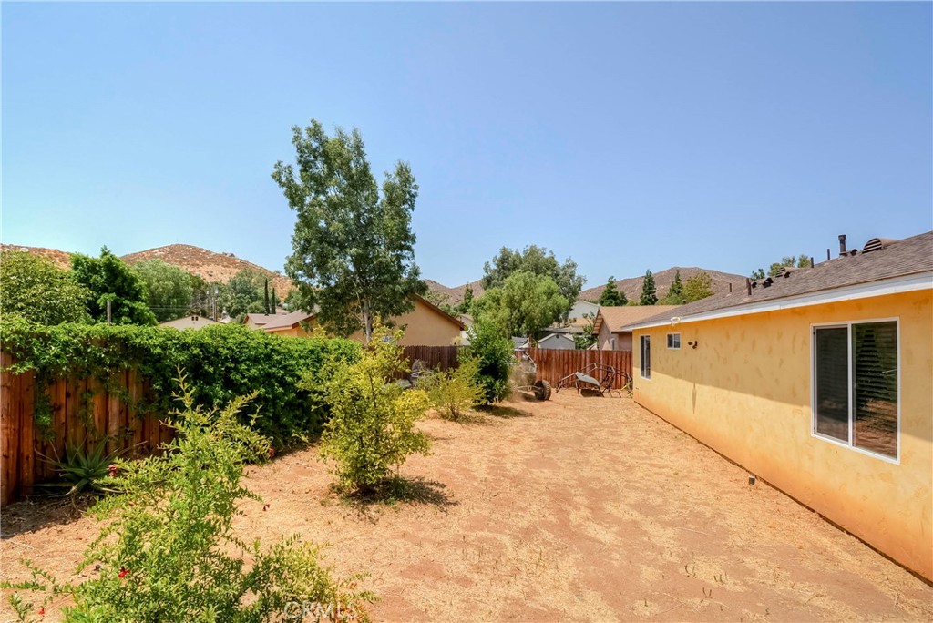 4320 Ambs Drive Property Photo 11