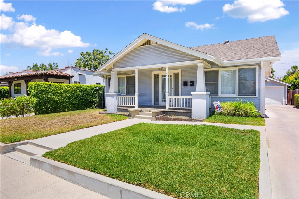 1451 ,1455 3rd Street Property Photo 1
