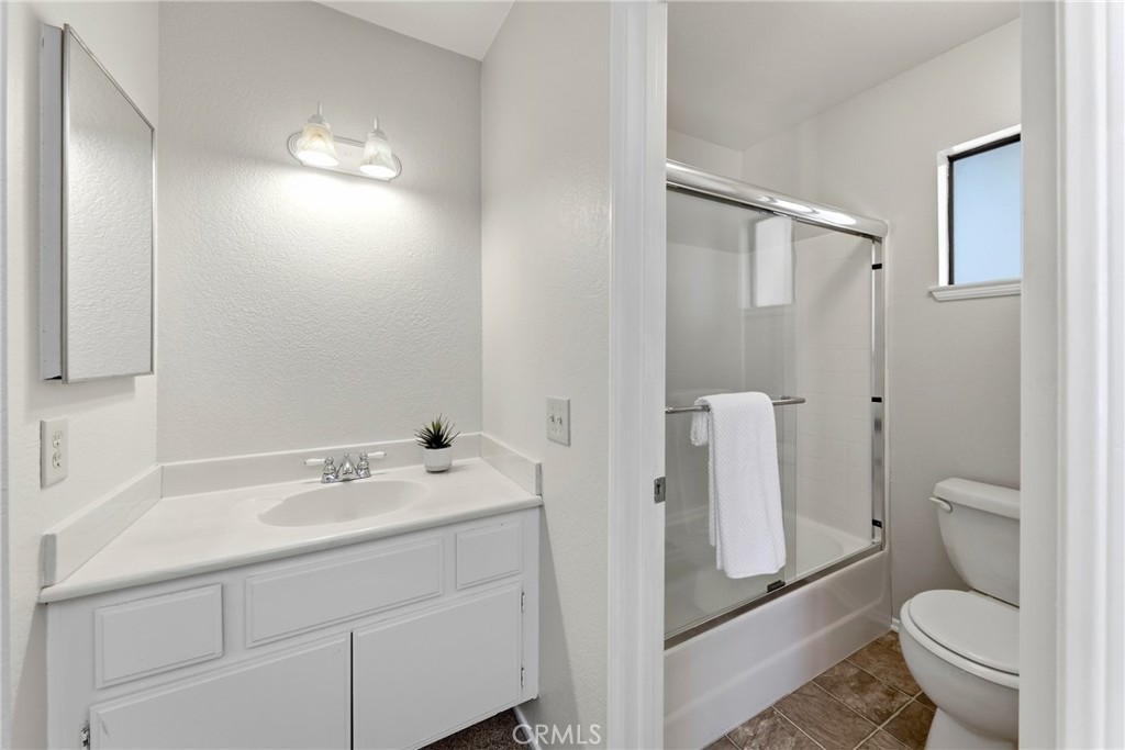 854 Endicott Property Photo 23
