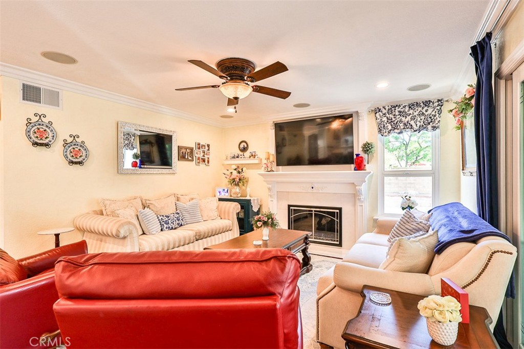 2266 Terrebonne Property Photo 16