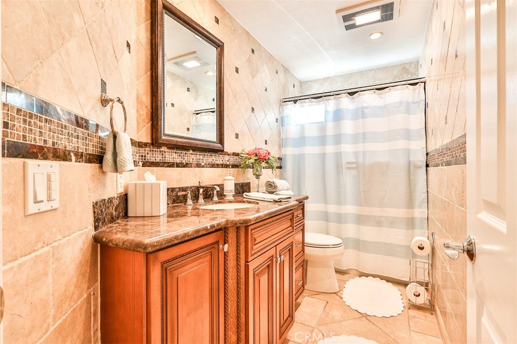 2266 Terrebonne Property Photo 41