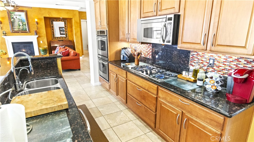 923 Union Street Property Photo 18