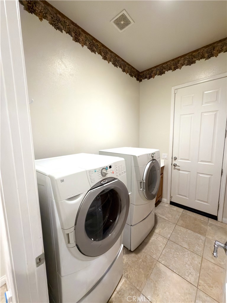 923 Union Street Property Photo 25