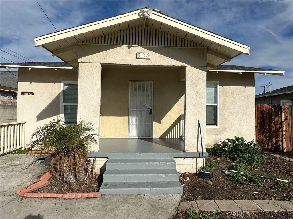 939 E D Street Property Photo 1