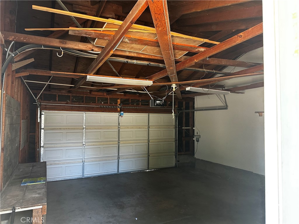 23301 Hamlin Property Photo 16
