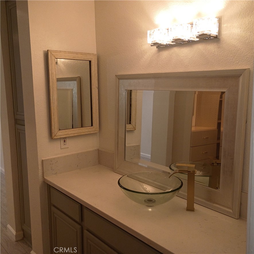 20371 Bluffside #b101 Circle B101 Property Photo 13