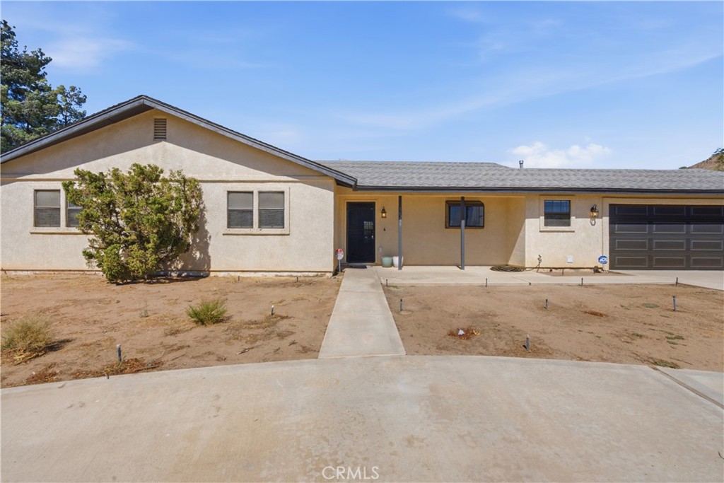 16239 Chippewa Property Photo 3