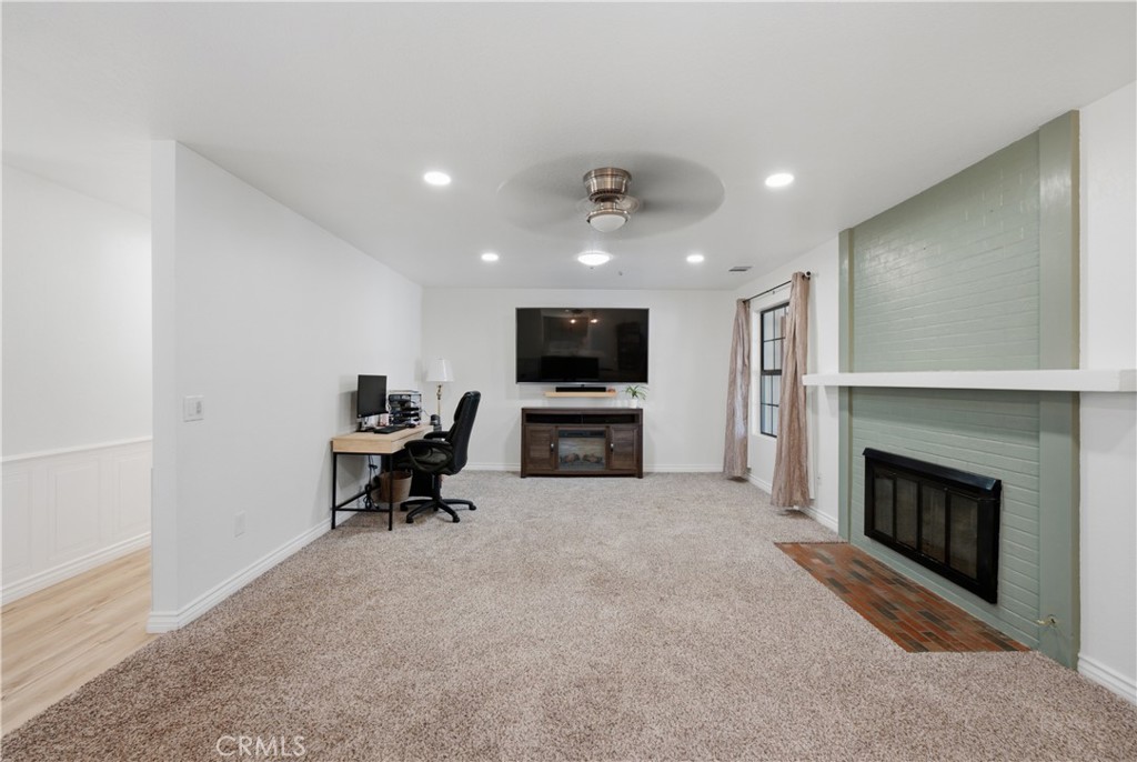 16239 Chippewa Property Photo 10