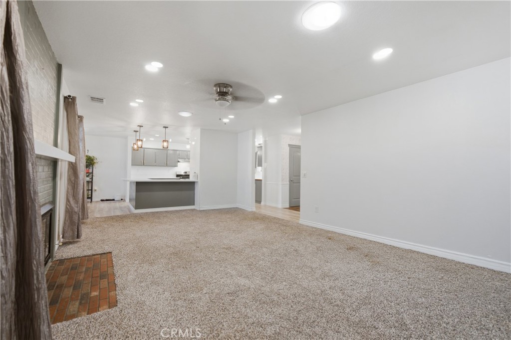 16239 Chippewa Property Photo 12