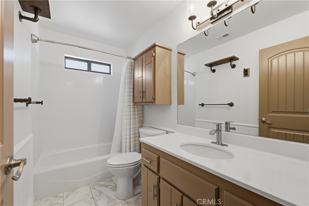 16239 Chippewa Property Photo 31