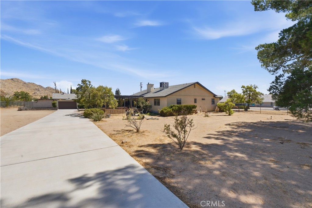 16239 Chippewa Property Photo 45