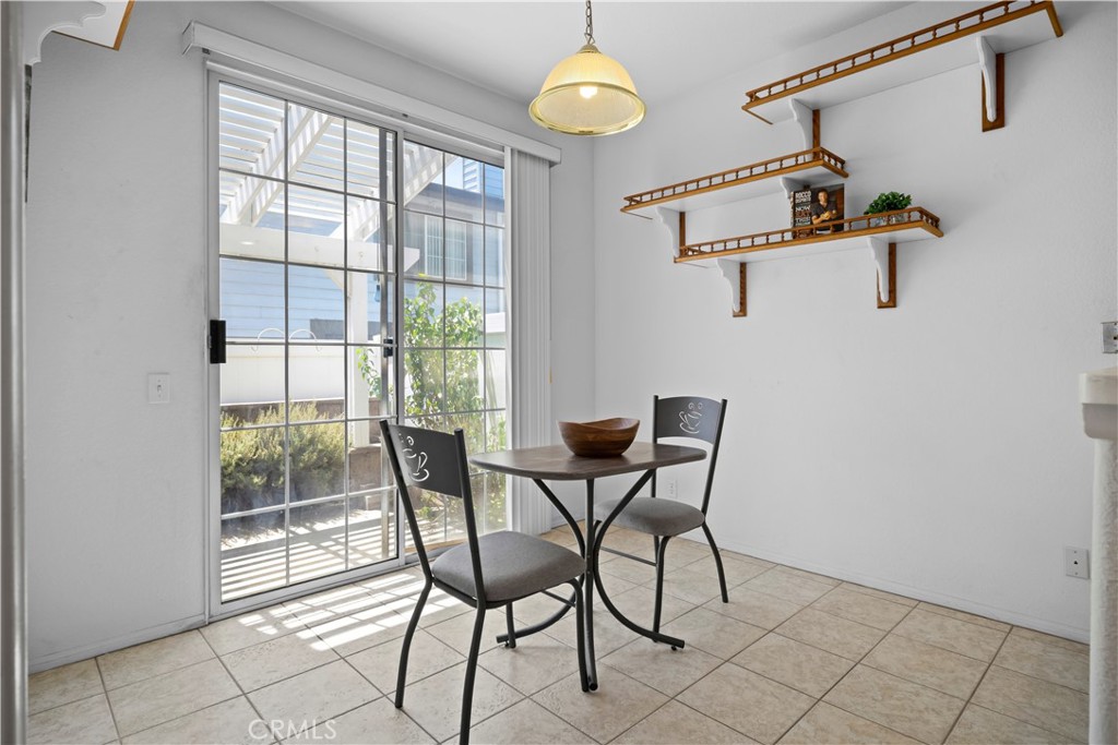 1064 Brookfield Place Property Photo 13