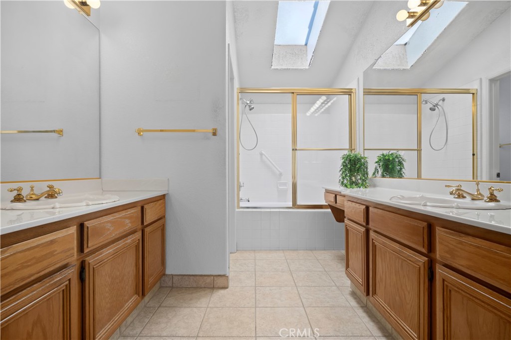 1064 Brookfield Place Property Photo 32
