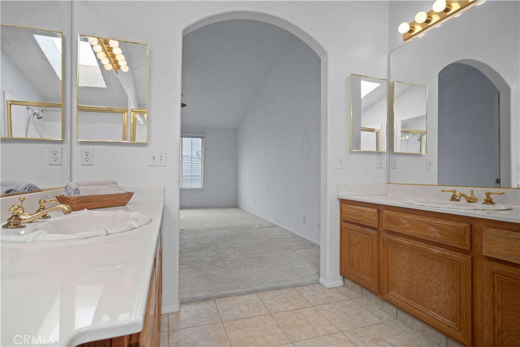 1064 Brookfield Place Property Photo 34