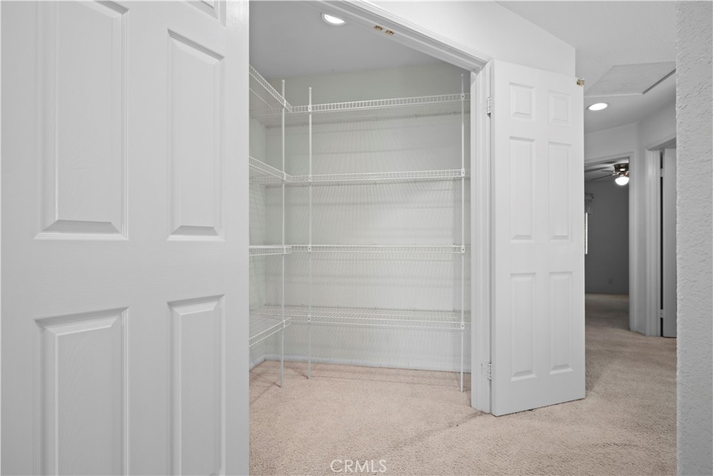 1064 Brookfield Place Property Photo 35