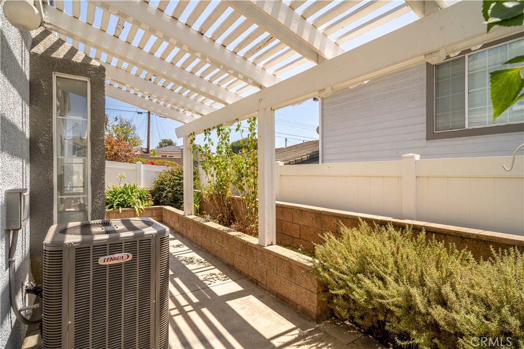 1064 Brookfield Place Property Photo 41