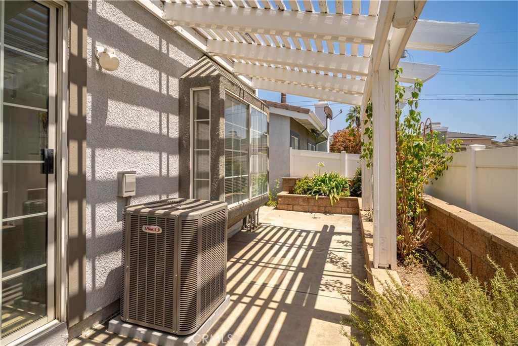 1064 Brookfield Place Property Photo 42