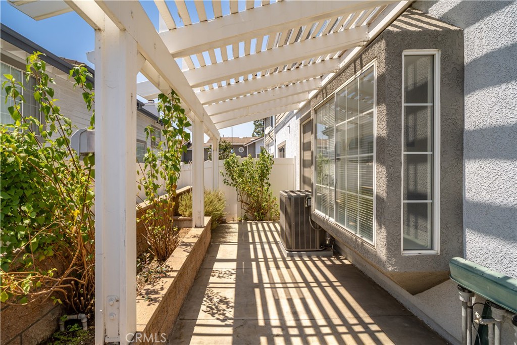1064 Brookfield Place Property Photo 43