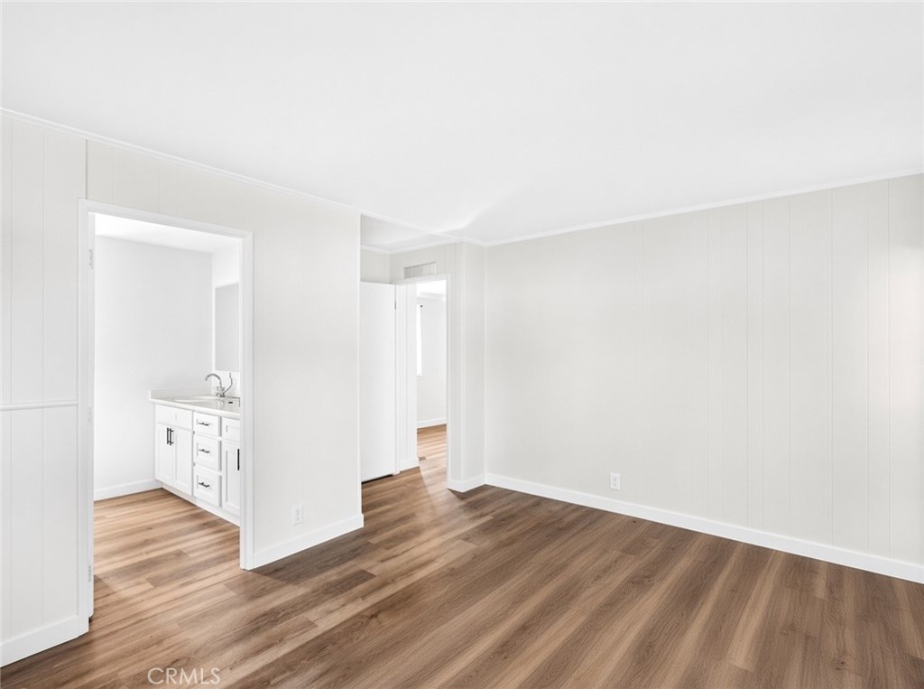700 E Washington 235 Property Photo 11
