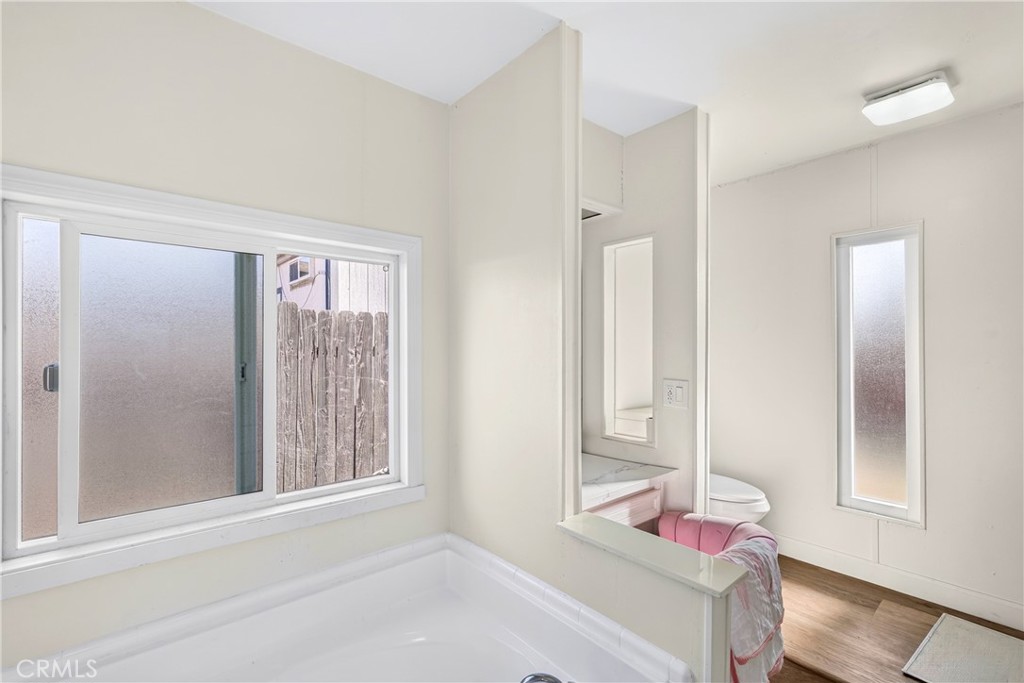 700 E Washington 235 Property Photo 13