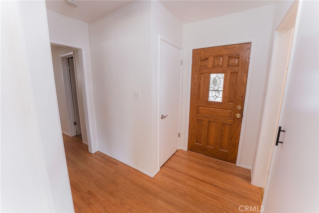 228 E Hurst Property Photo 8