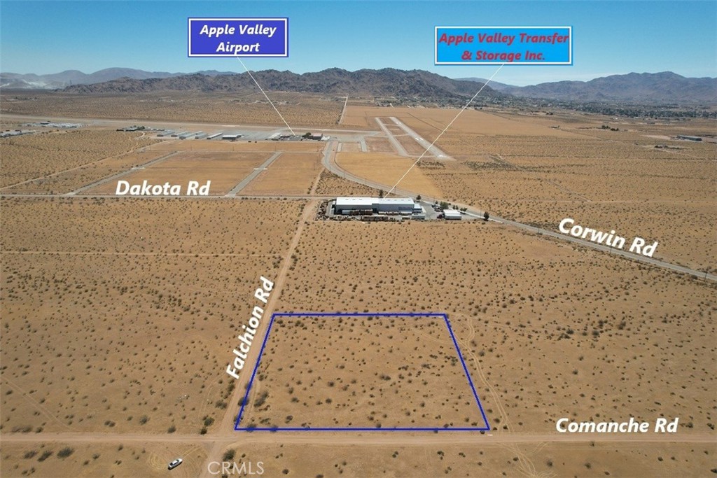 8 Falchion Road Property Photo 3