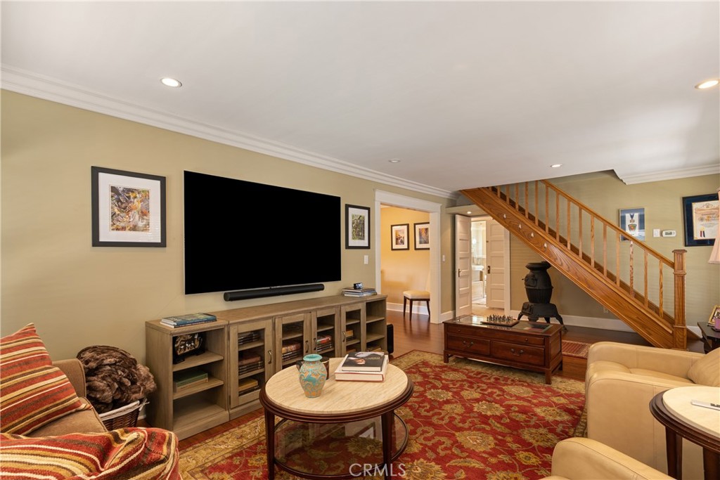 2411 3rd Property Photo 10
