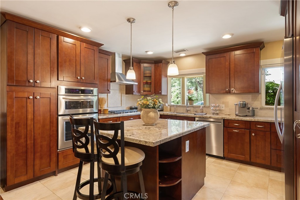 2411 3rd Property Photo 15