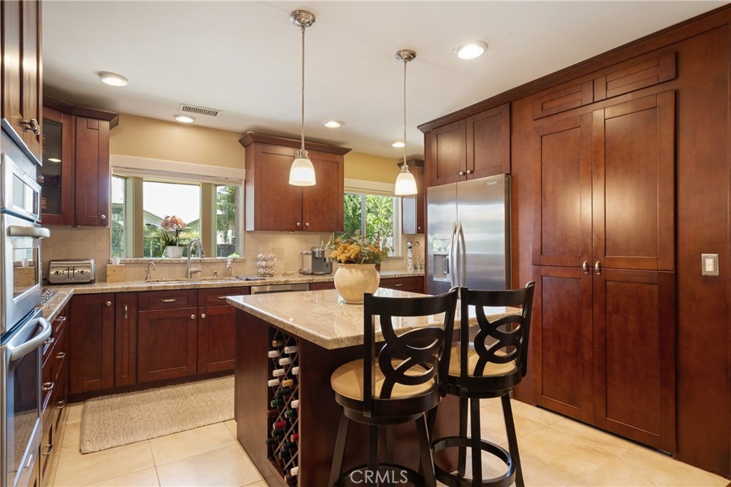 2411 3rd Property Photo 16