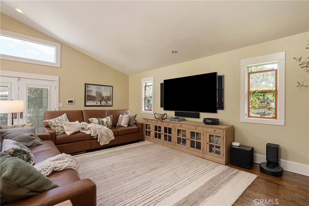 2411 3rd Property Photo 22